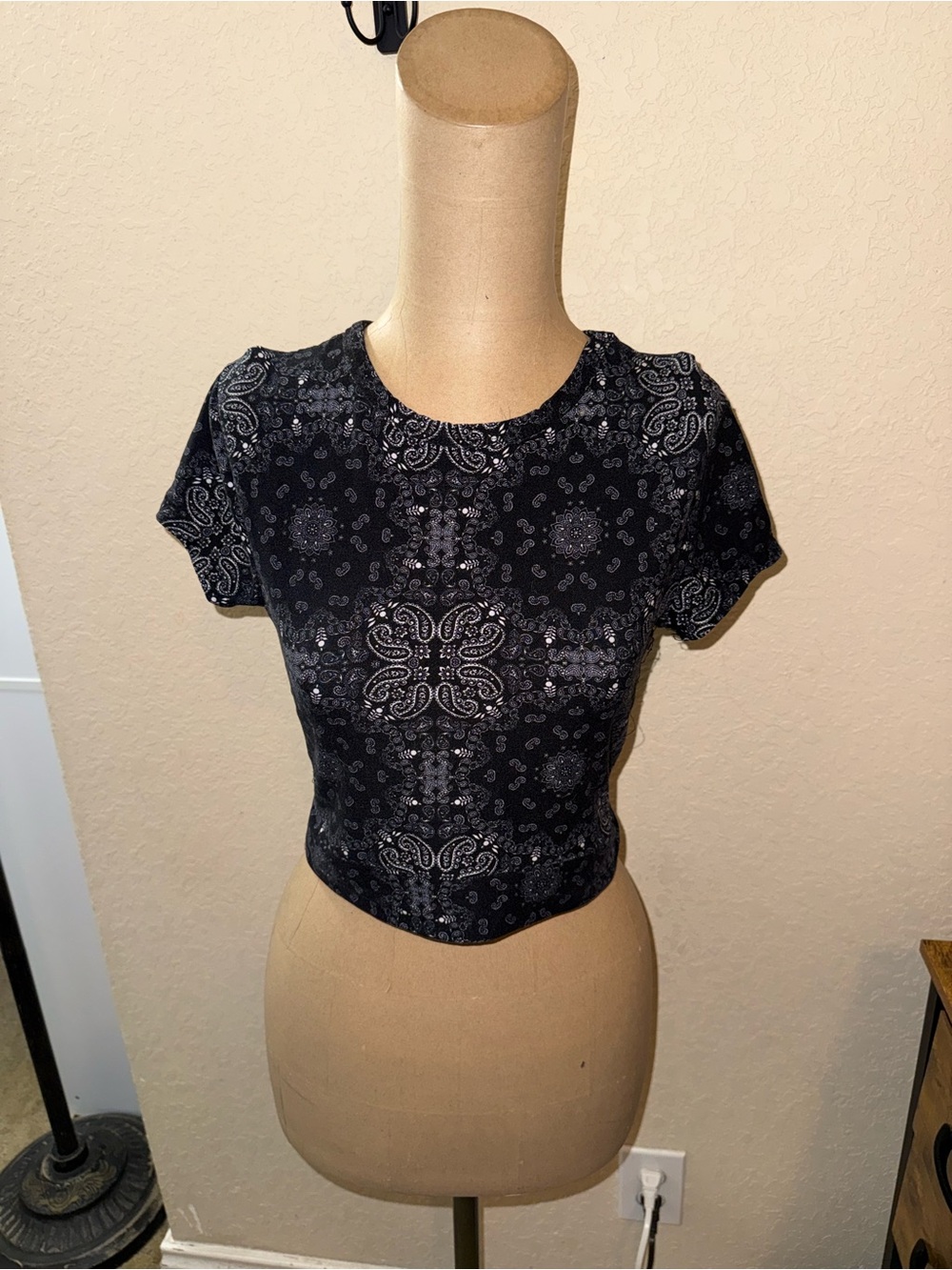 Women’s For Justify paisley open back crop top